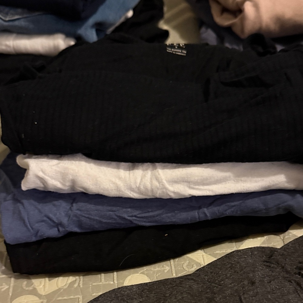 Assorted Pregnancy Clothing Bundle - image 4